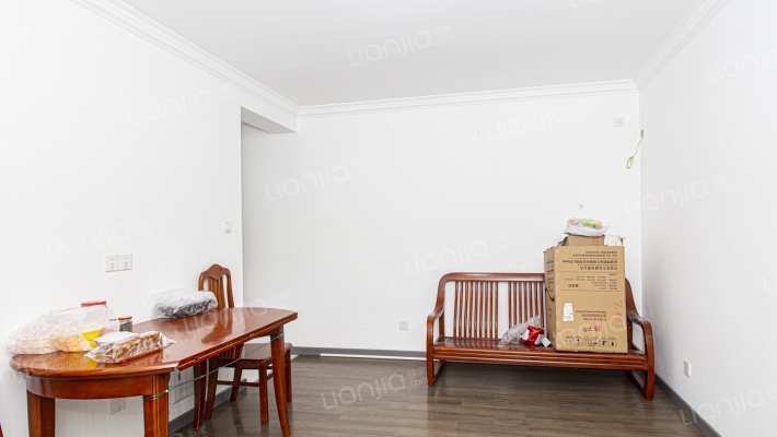 龙汇苑二手房实景图