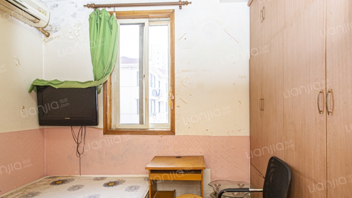 漕溪三村二手房实景图