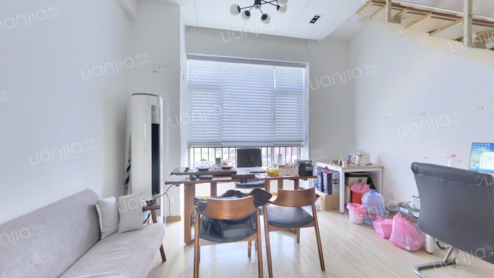 青春驿站二手房实景图