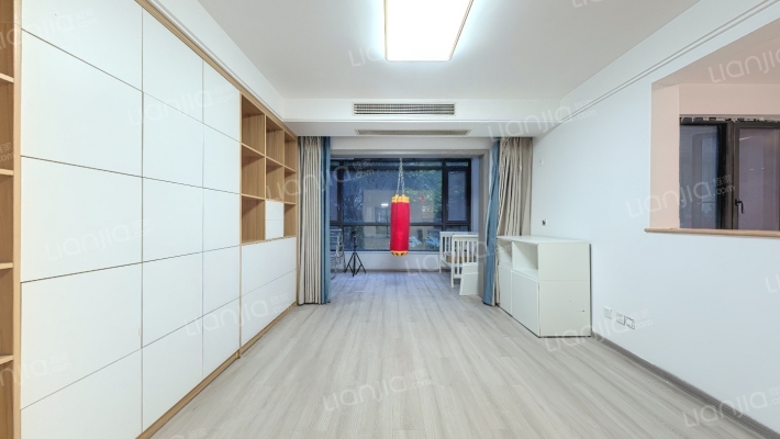 逸都国际二手房实景图