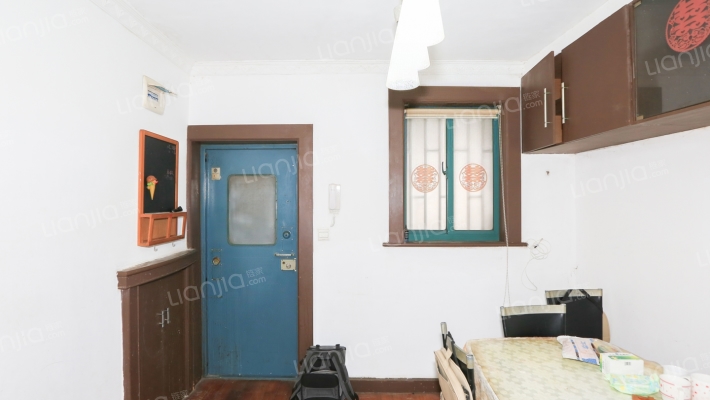 凤城六村二手房实景图