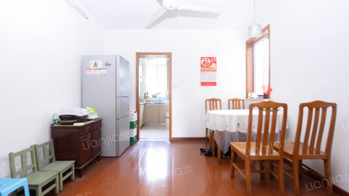 泾栖小区二手房实景图