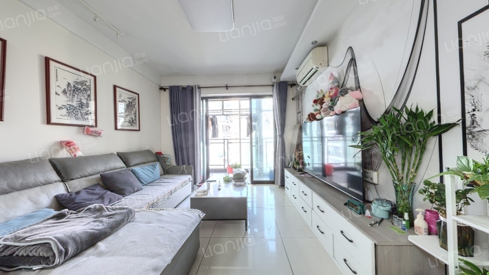 富力现代广场二手房实景图