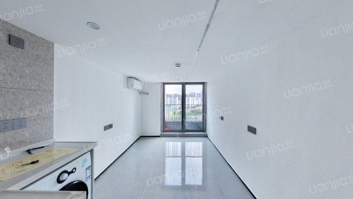 保利天汇二手房实景图