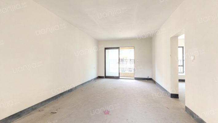 世茂茂悦府洋房二手房实景图