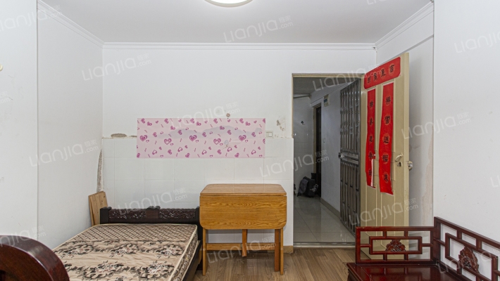 宛轻公寓二手房实景图