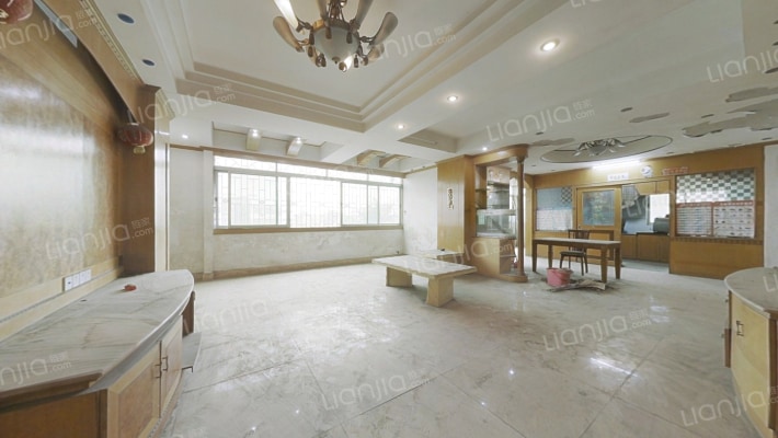 外滩中区二手房实景图