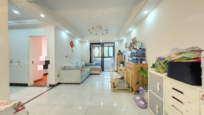 高运莱茵传奇二手房实景图