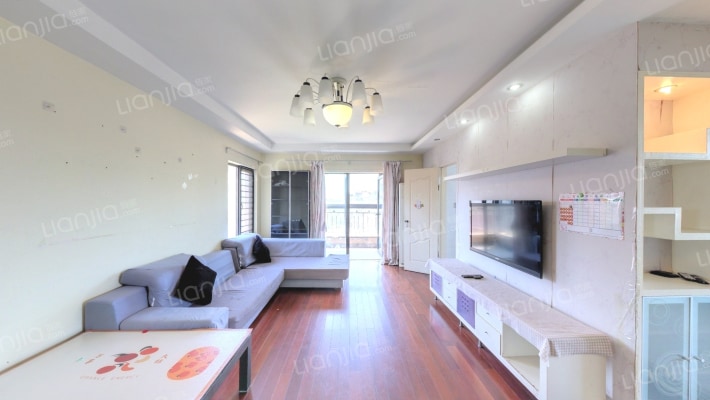 保利金爵公寓二手房实景图