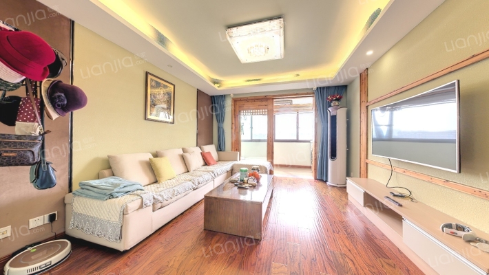 鹤鸣新苑二村二手房实景图