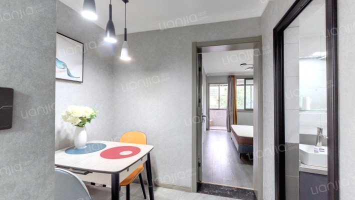 市人防宿舍二手房实景图