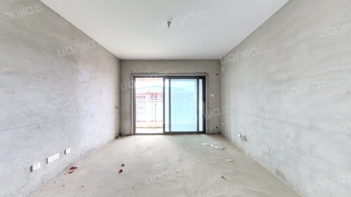 恒隆御雅园二手房实景图