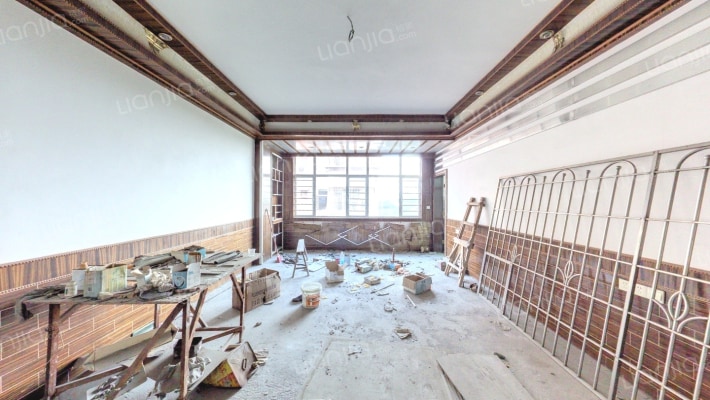 仑头余庆里外街二手房实景图