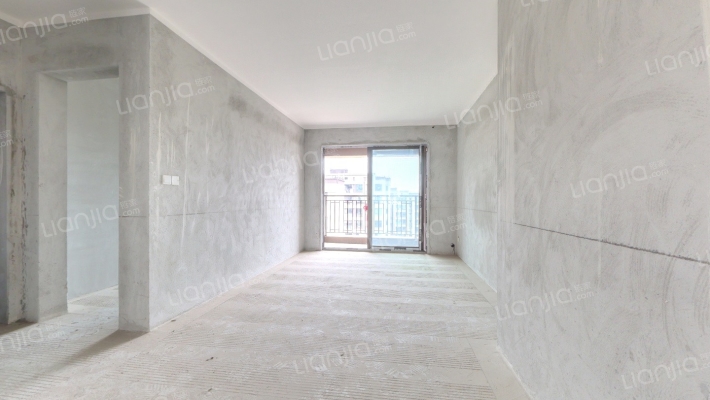 中骏弘阳樾景台三期二手房实景图