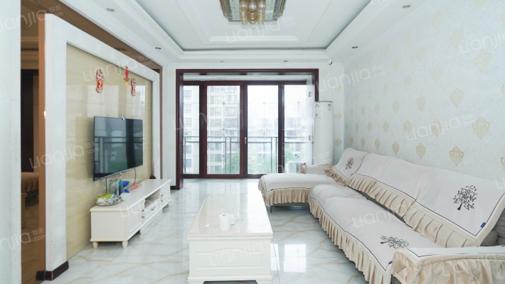 圣湖上城二手房实景图