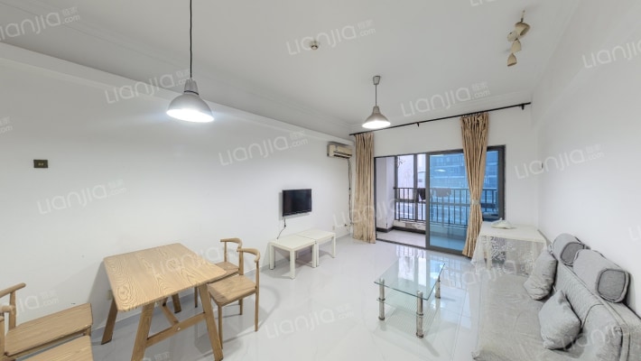 名富公寓二手房实景图