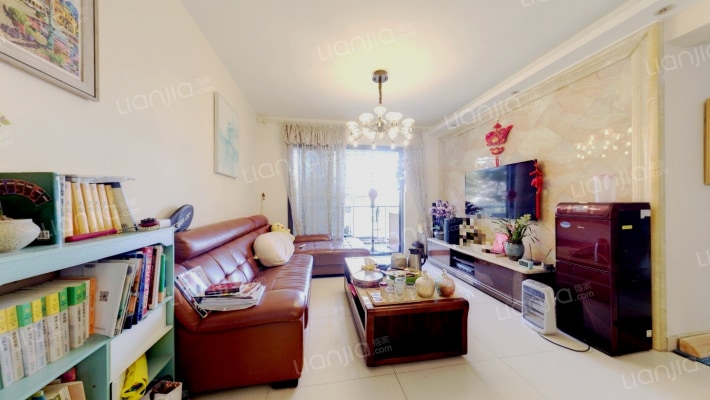 莱蒙水榭春天一期二手房实景图