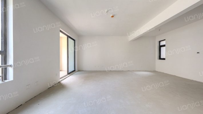 春城十八里二手房实景图