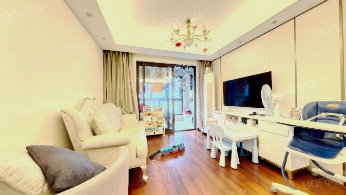 新城上坤樾山璟里二手房实景图