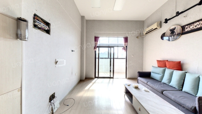 宝龙国际公寓二手房实景图