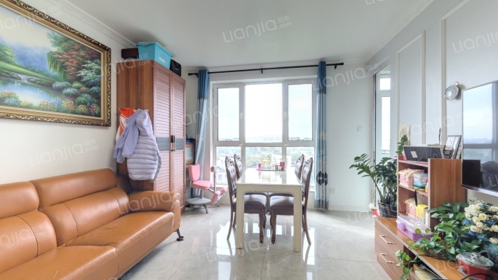 顺驰领海二手房实景图