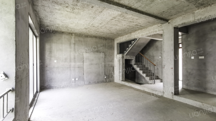 青云端花园二手房实景图