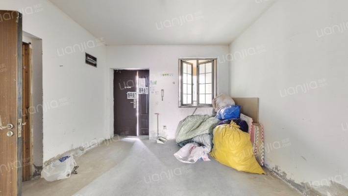 维罗纳贵都二手房实景图