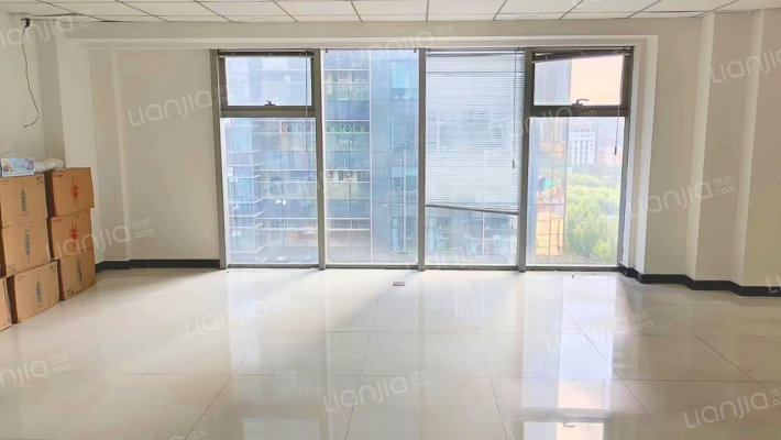 禾盛京广中心二手房实景图