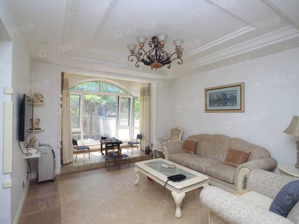 5室4卫装修两年独门独院车库实际面积450 沈阳伊丽雅特湾一期二手房5室2厅187 93m 沈阳贝壳找房