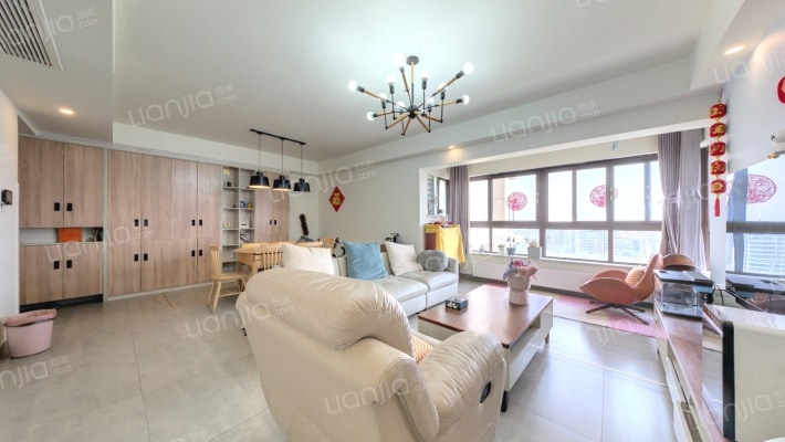 保利花园五期悦榕郡二手房实景图