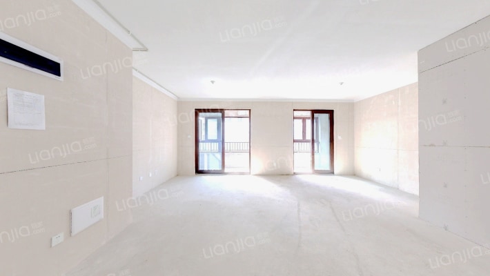 旭辉翡翠江来二手房实景图