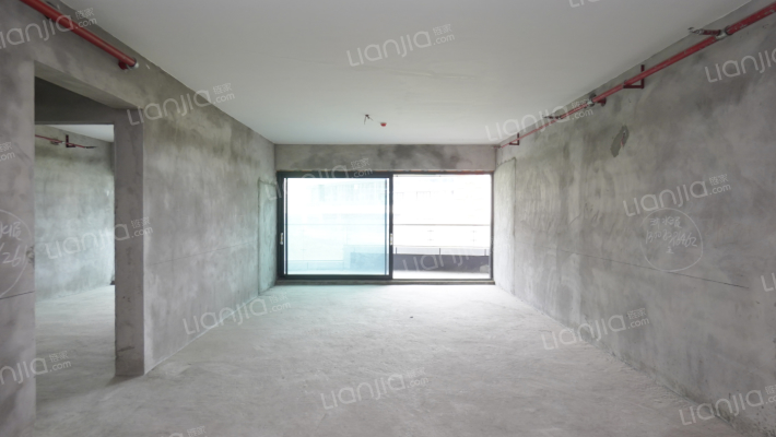 鸿鸥誉峰168二手房实景图