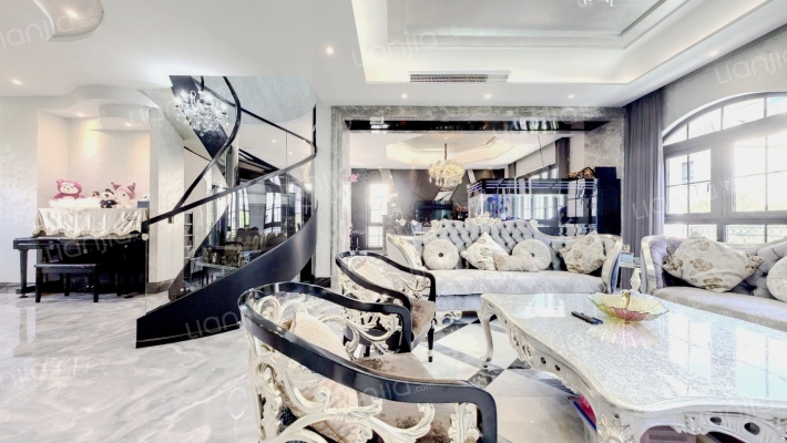 九龙仓兰宫二手房实景图