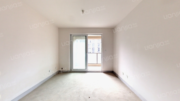 中梁首府壹号二手房实景图