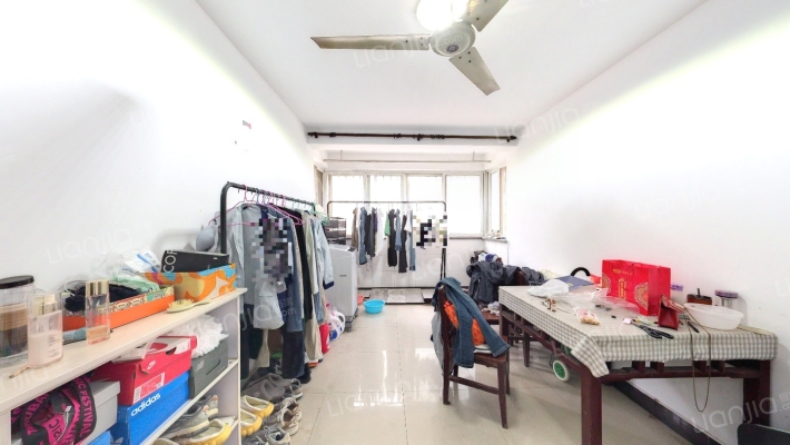 华通花园一区二手房实景图