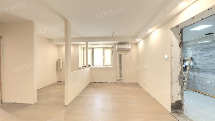 德胜世嘉二手房实景图