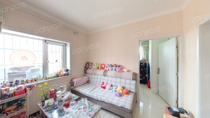 东方生活区二手房实景图