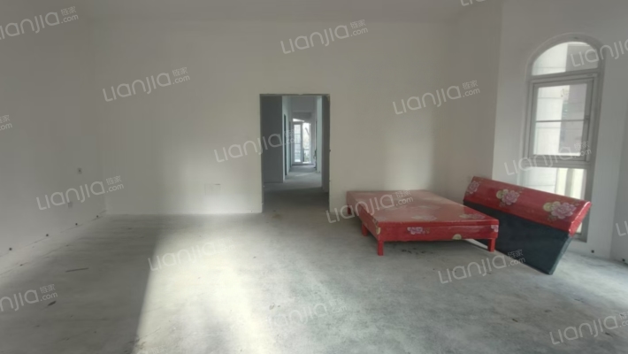 华启唐宁湾二手房实景图