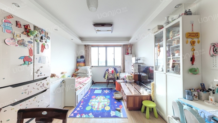 金泰公寓二手房实景图