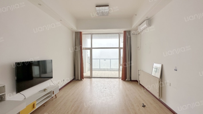 东方海景二手房实景图