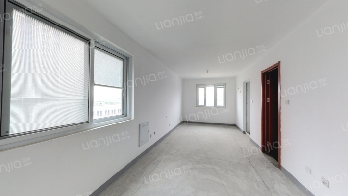 明秀秀山苑二手房实景图