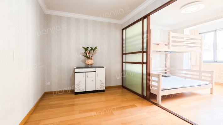 上钢二村二手房实景图