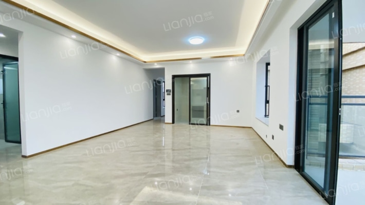 星岸THE EMERALD二手房实景图