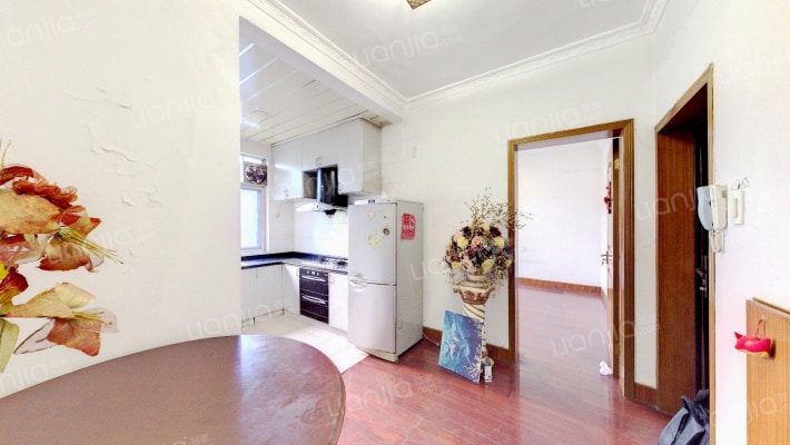 万松岭路84号二手房实景图