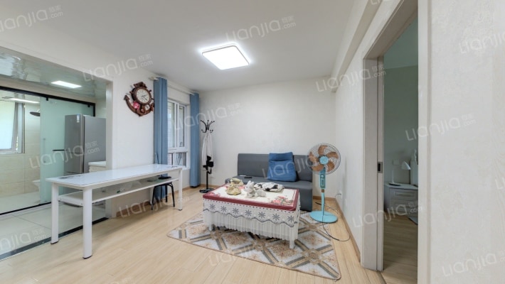 新林芳庭二手房实景图