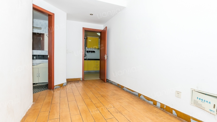 华东公寓二手房实景图