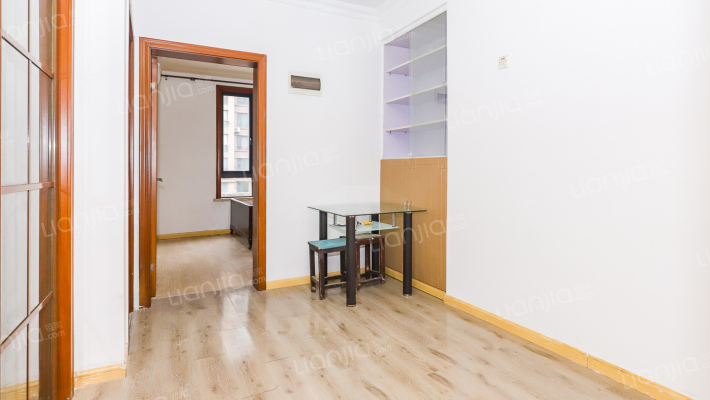 恒达家园二手房实景图