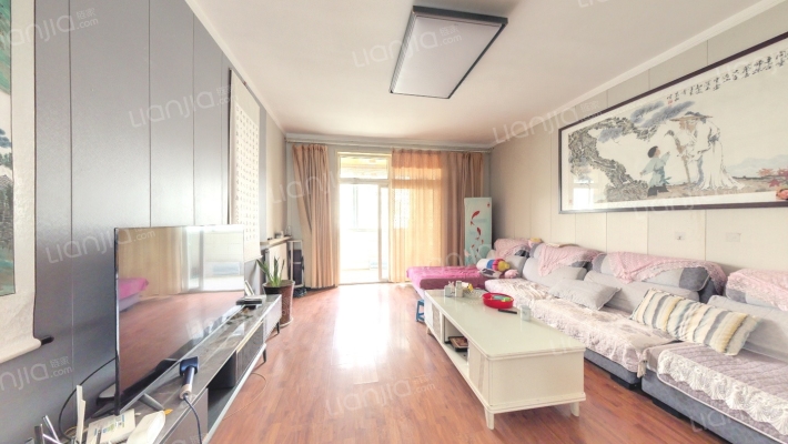 桃源新苑小区二手房实景图