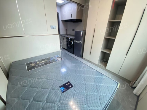 整租·四季二区 1室0厅 东南/南