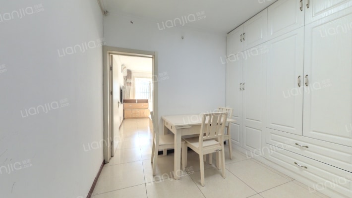 蔚园二手房实景图